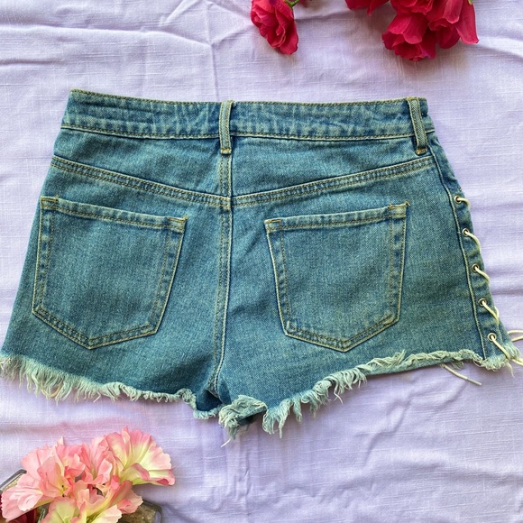 Pacsun festival short w side tie lace up detail - Picture 3 of 5